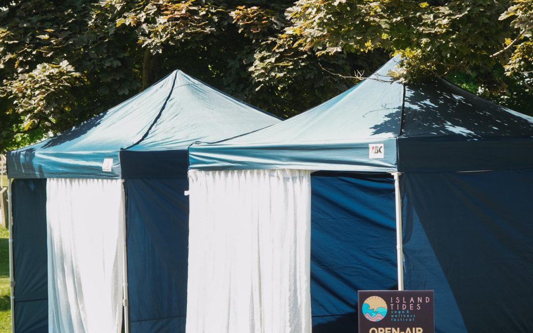 Open-Air Tent Massage: Postural Assessment